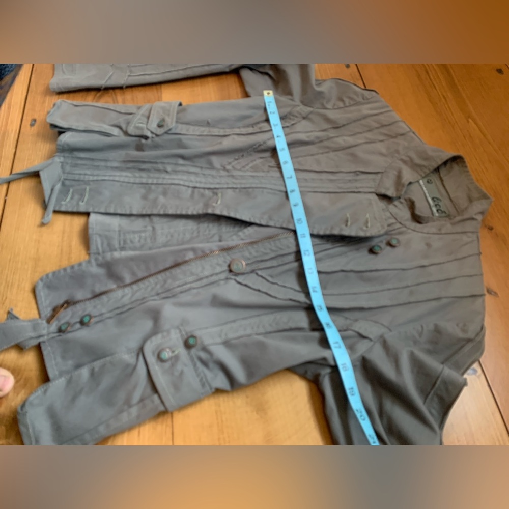 Qoo Made in Italy Cropped Utility Jacket Taupe Size M - Picture 7 of 8